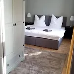 Saniertes Gutshaus Mit Komfort Und Privater Sauna Neu Gaarz