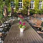 아파트 Saniertes Gutshaus Mit Komfort Und Privater Sauna Neu Gaarz