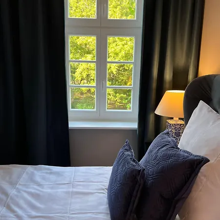 Saniertes Gutshaus Mit Komfort Und Privater Sauna *