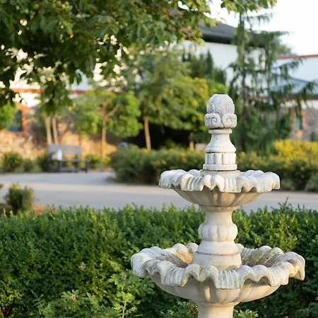 아파트 Saniertes Gutshaus Mit Komfort Und Privater Sauna