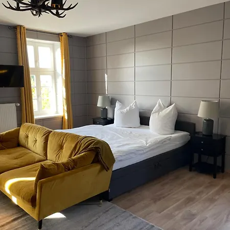 Saniertes Gutshaus Mit Komfort Und Privater Sauna Neu Gaarz