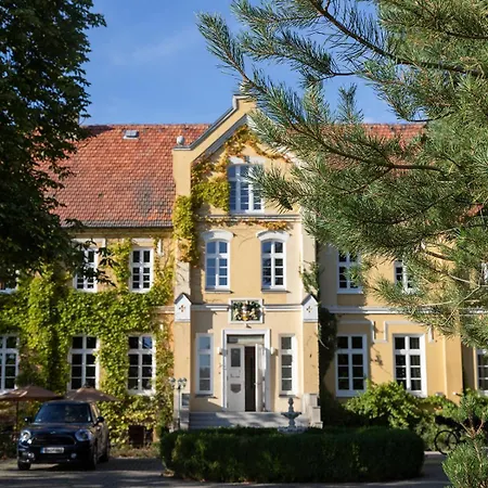 Saniertes Gutshaus Mit Komfort Und Privater Sauna
