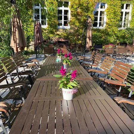 Apartment Saniertes Gutshaus Mit Komfort Und Privater Sauna Neu Gaarz