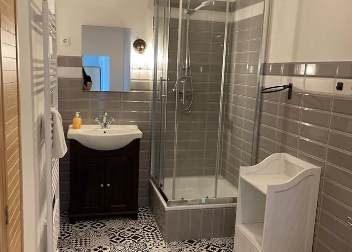 Saniertes Gutshaus Mit Komfort Und Privater Sauna *