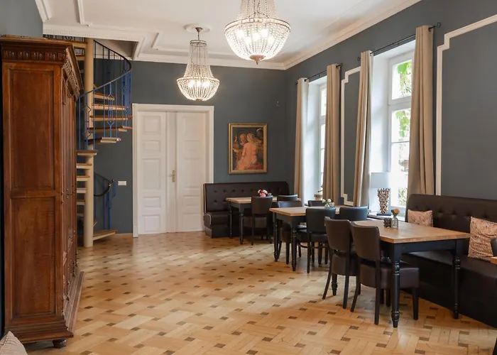 Saniertes Gutshaus Mit Komfort Und Privater Sauna Neu Gaarz