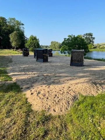 Saniertes Gutshaus Mit Komfort Und Privater Sauna * Neu Gaarz